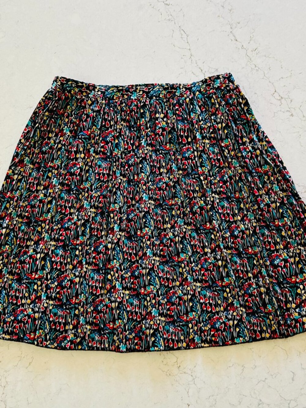 Tabitha X Anthropologie Tulip Print Pleated Skirt in Size Small